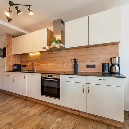 Tauern Mitterwirt 123 아파트 *